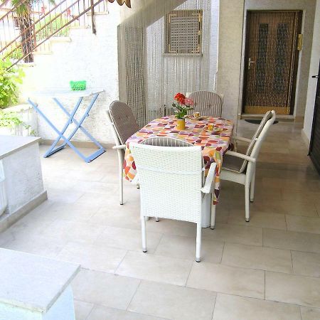 Apartment Zora Krk Town Esterno foto