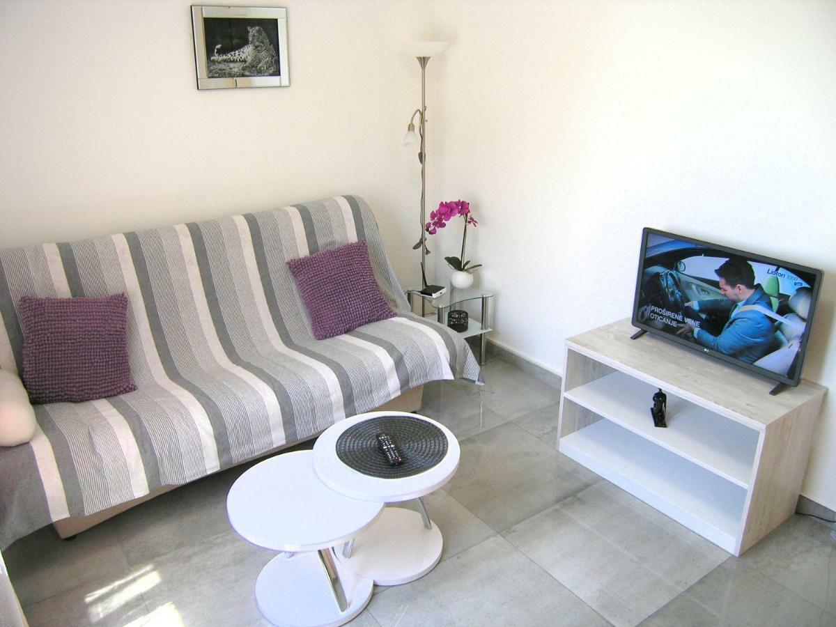 Apartment Zora Krk Town Esterno foto