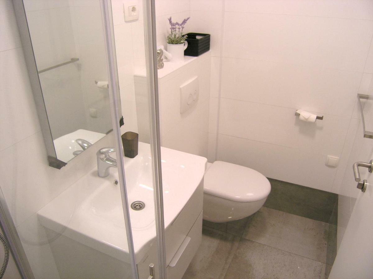 Apartment Zora Krk Town Esterno foto